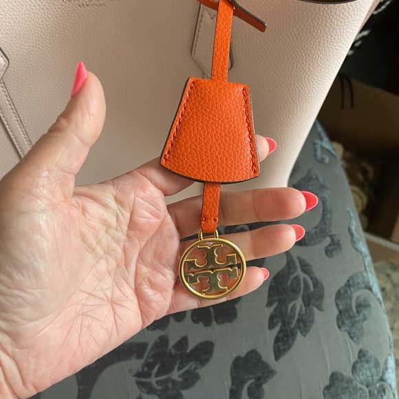 Tory Burch Perry Triple Compartment Tote - Picture 6 of 15